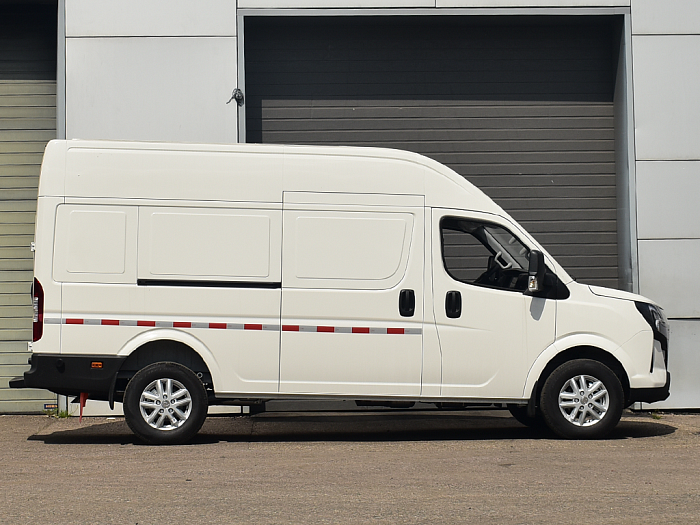 Цельнометаллический фургон DongFeng